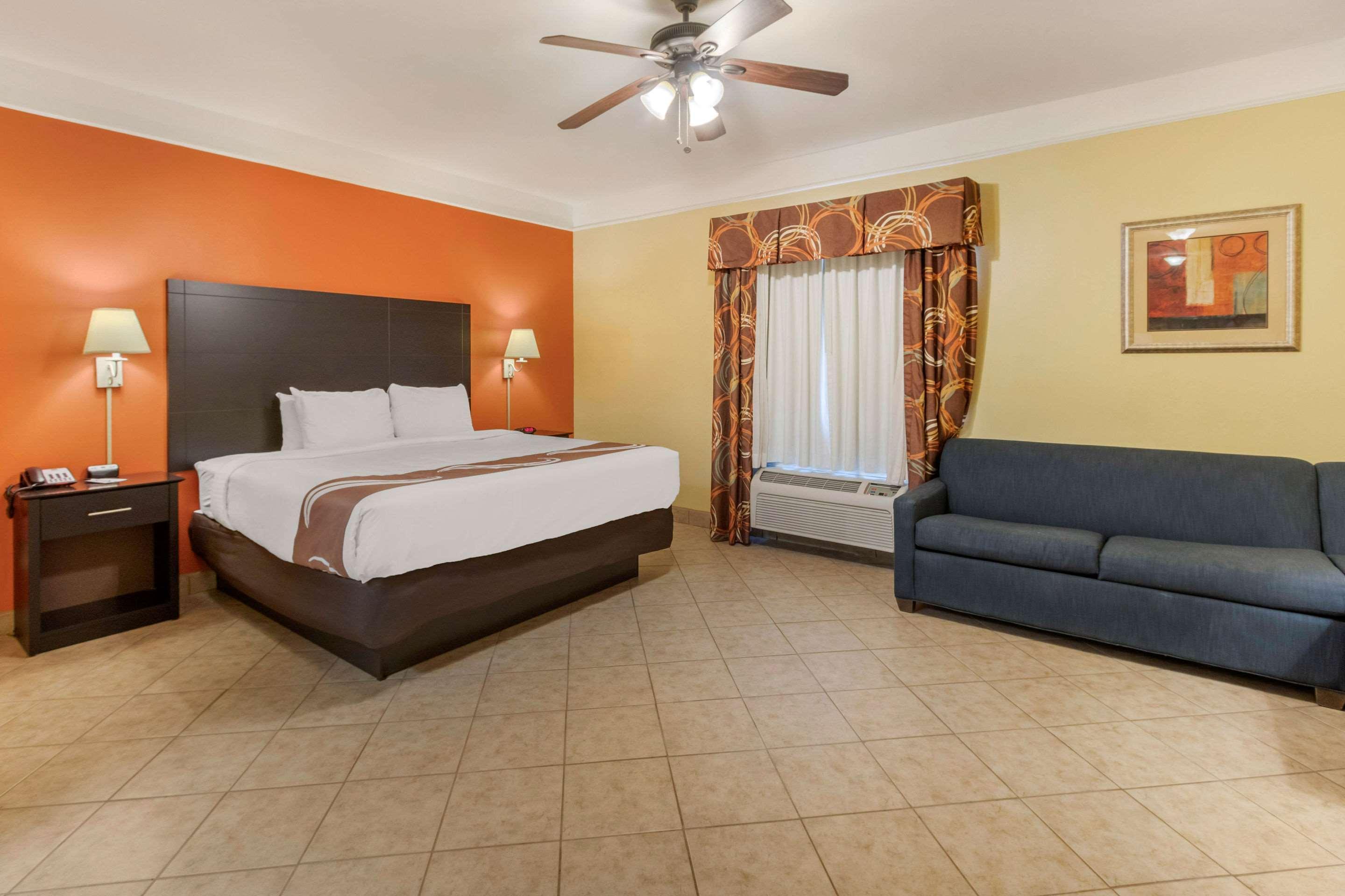 Quality Inn & Suites At The Outlets Mercedes-Weslaco Dış mekan fotoğraf