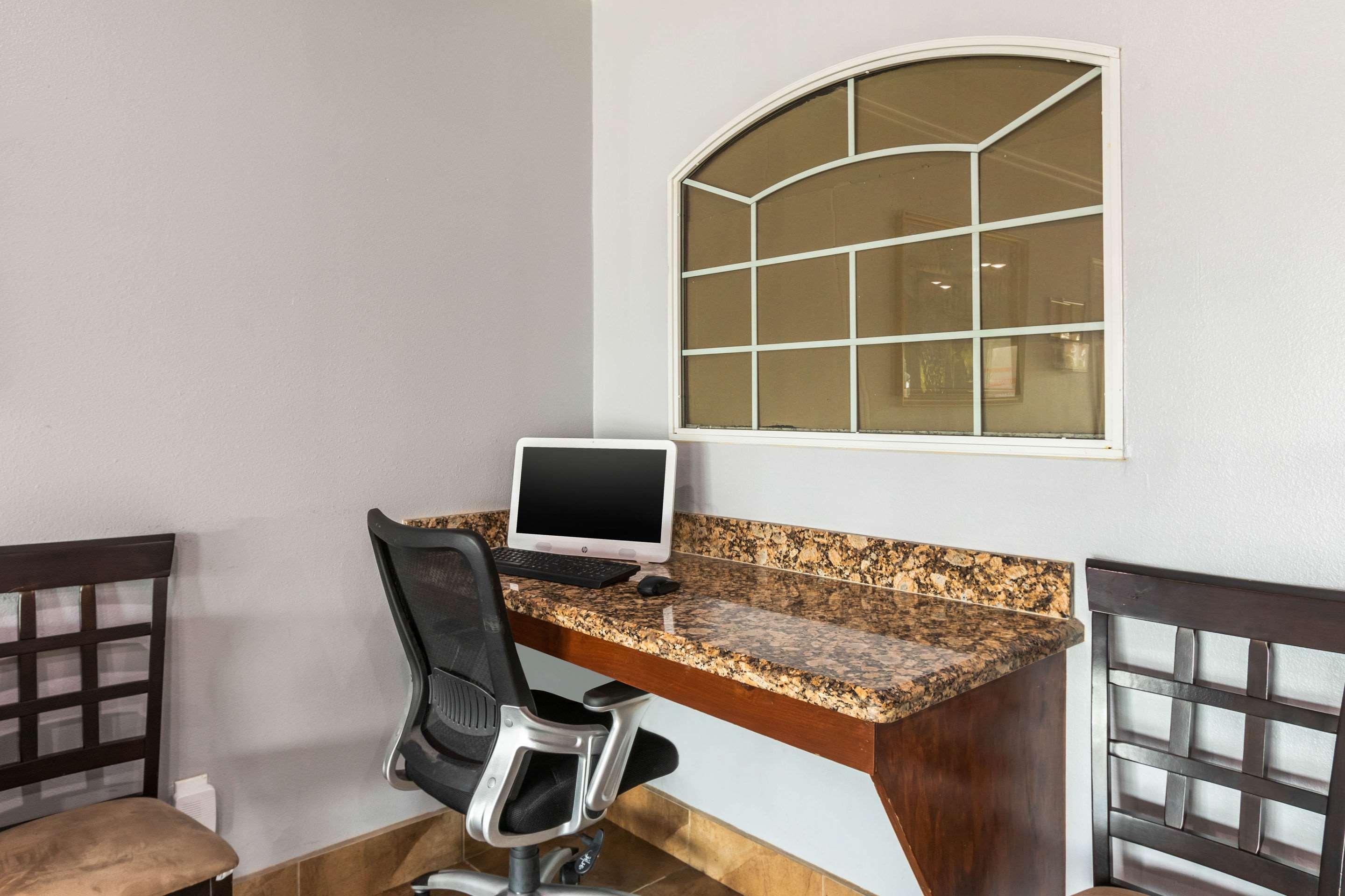 Quality Inn & Suites At The Outlets Mercedes-Weslaco Dış mekan fotoğraf