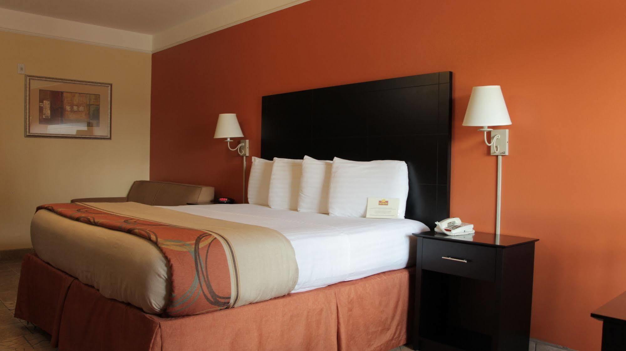 Quality Inn & Suites At The Outlets Mercedes-Weslaco Dış mekan fotoğraf